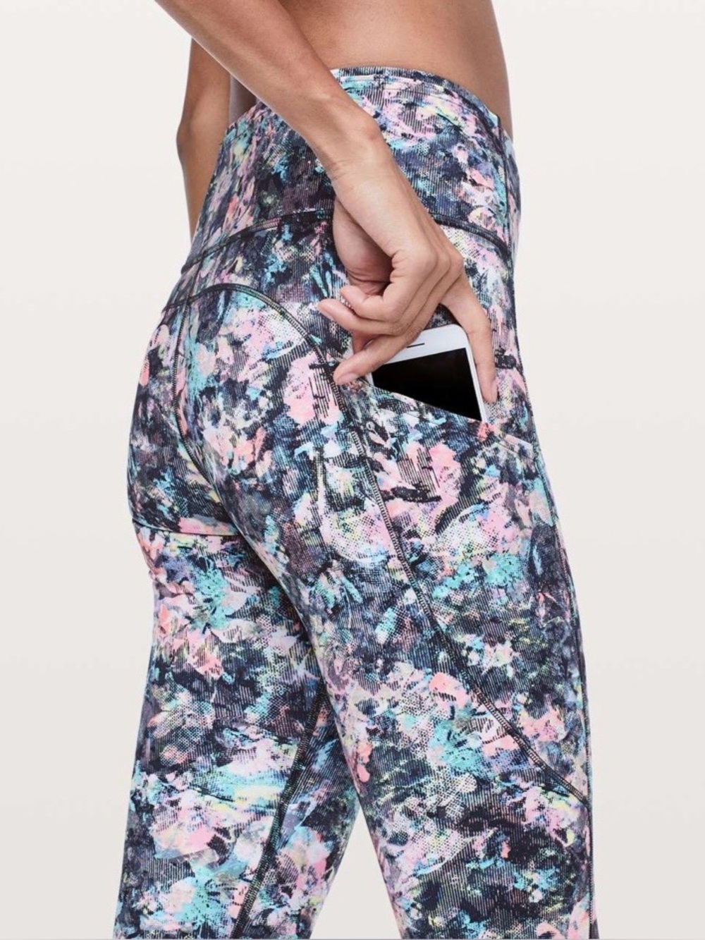 Lululemon Fast & Free 19” crops